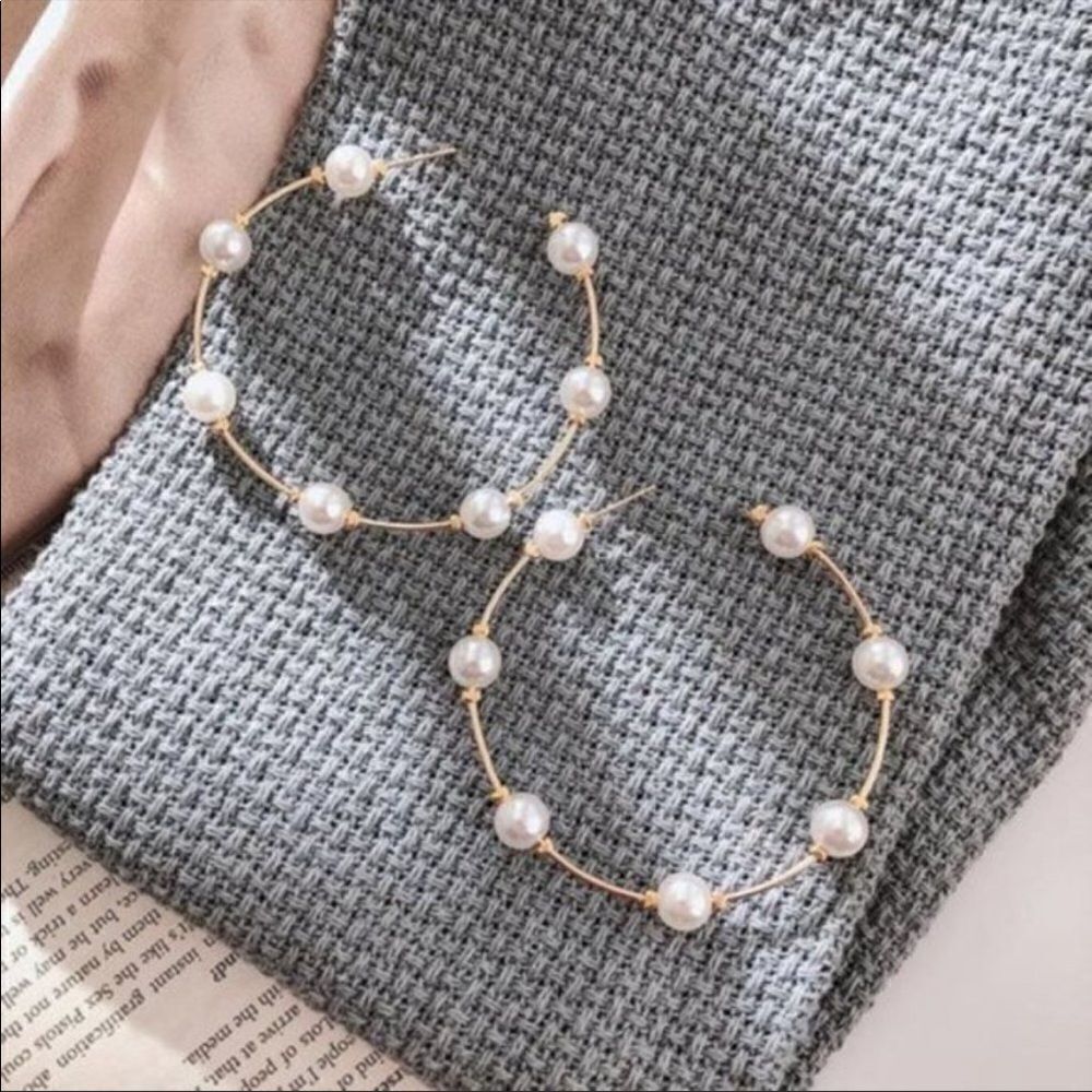 5/$25 FAUX PEARL HOOPS